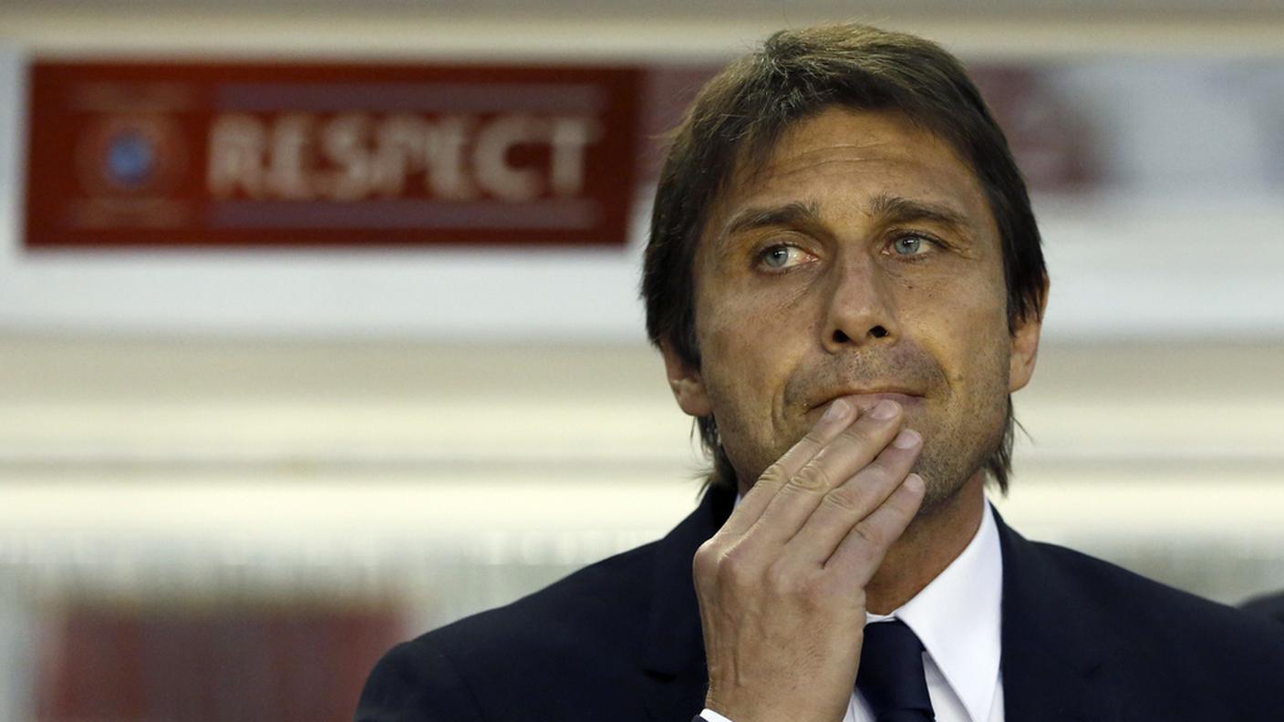 La delusione di Conte, alla prima sconfitta sulla panchina azzurra