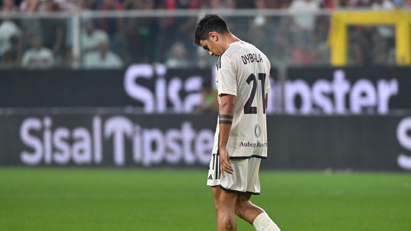 Paulo Dybala sconsolato