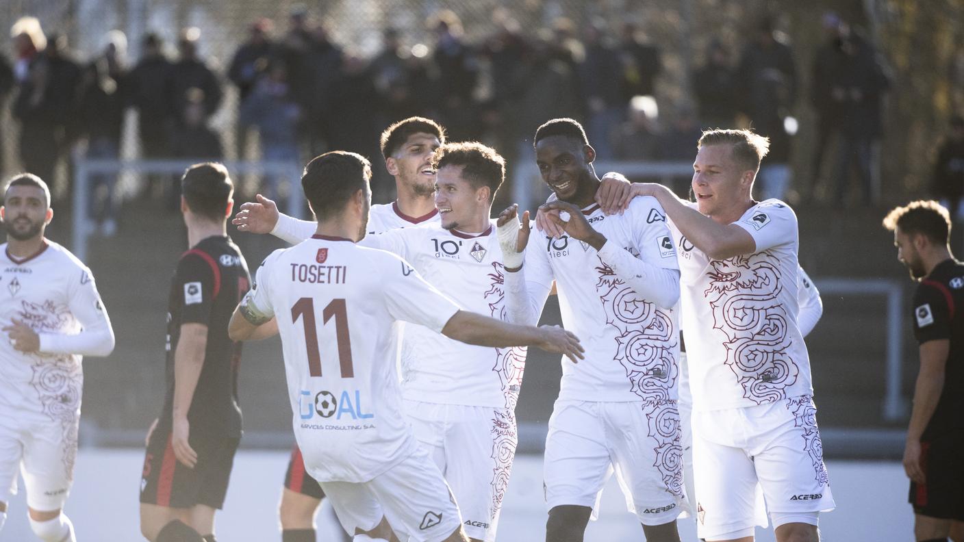 L'abbraccio dopo il gol