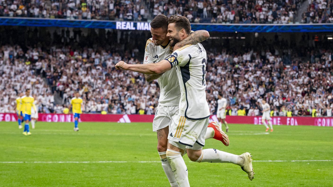 Per ora non sono in programma festeggiamenti. Mercoledì i madrileni devono affrontare il Bayern nel difficile ritorno di Champions