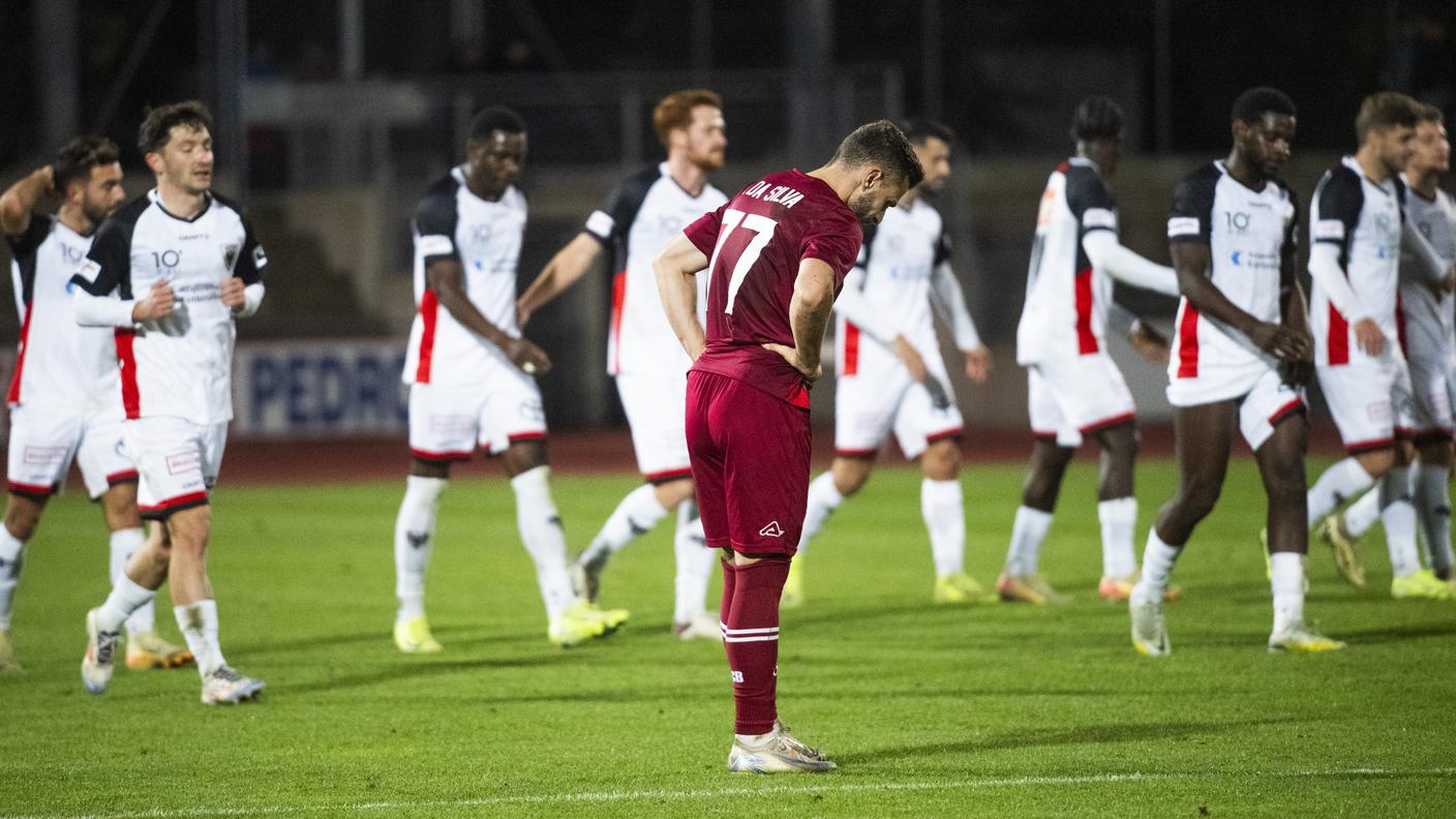 Granata ancora a capo chino