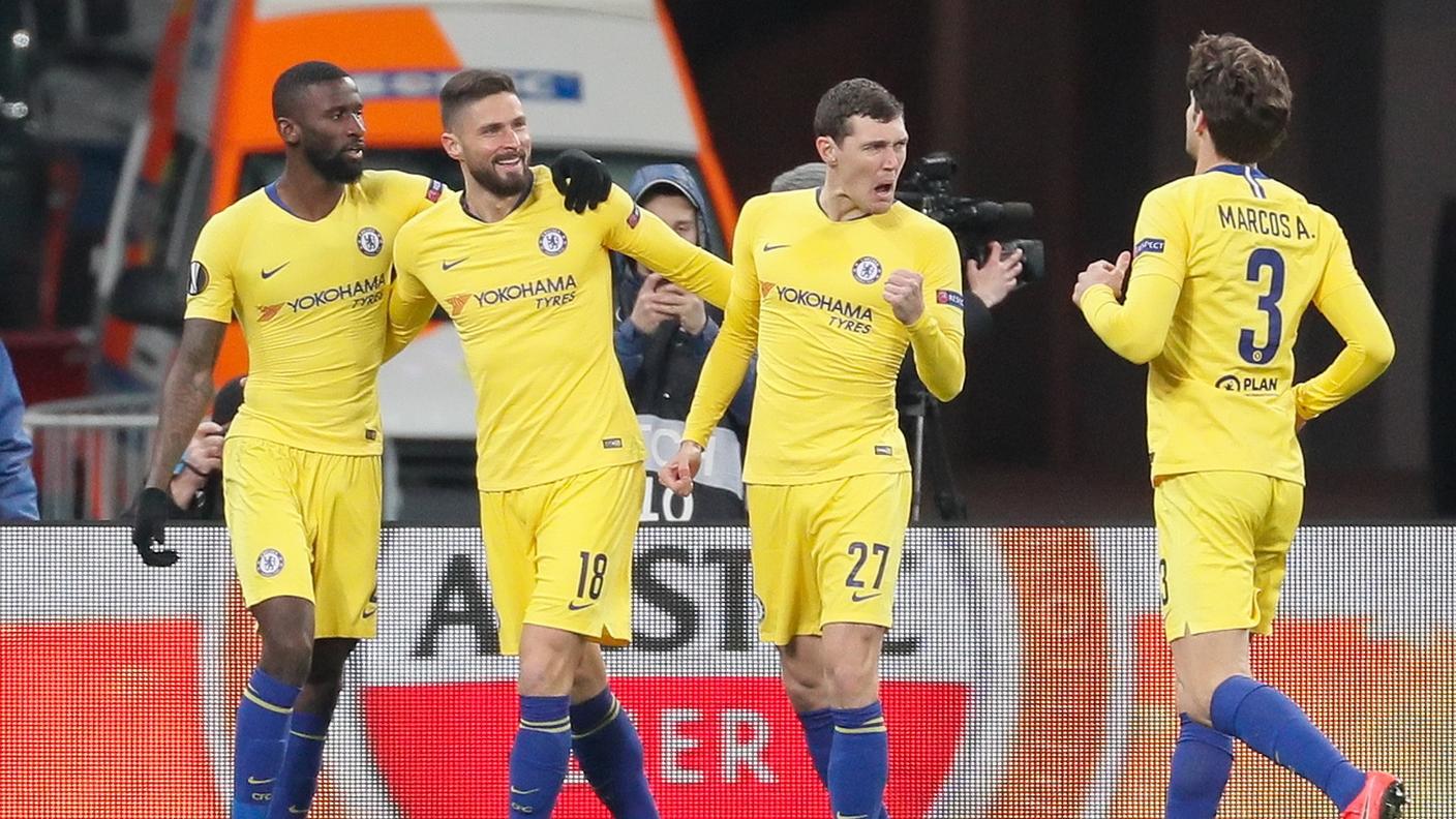 Tripletta per il numero 18 Giroud