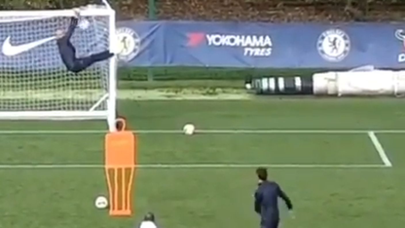 Allenamento speciale sulle punizioni al Chelsea