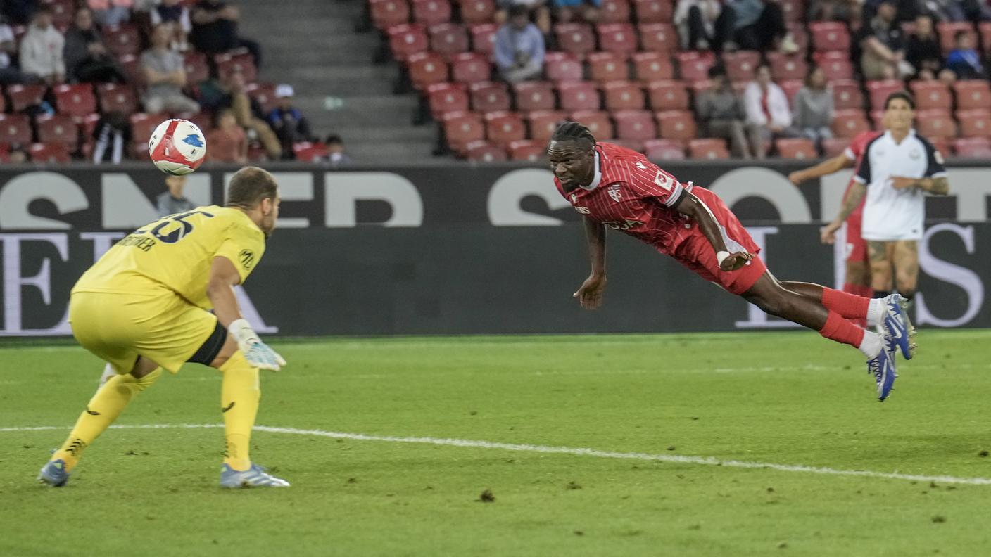 Lukembila in volo per il pareggio