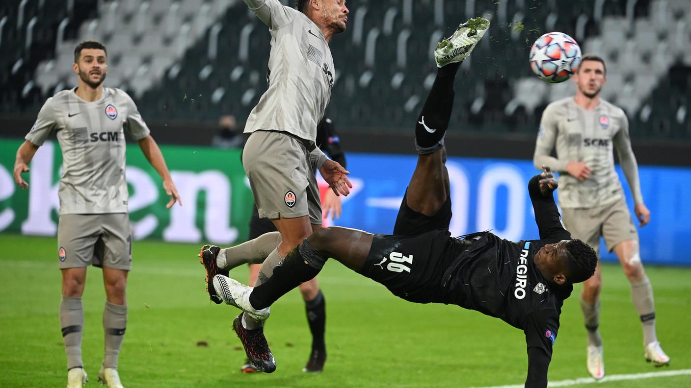 Che gol in rovesciata