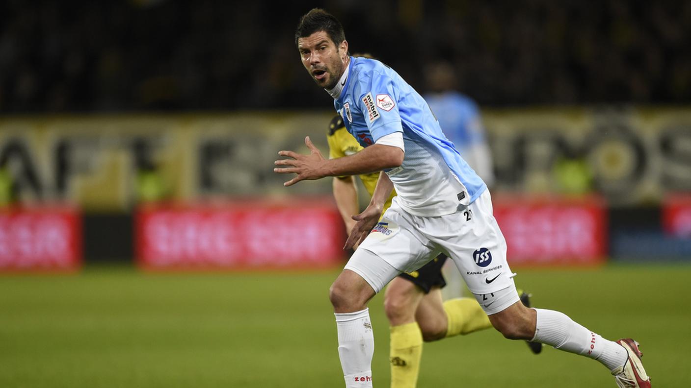 La maglia è quell'Aarau, non dell'Argentina...