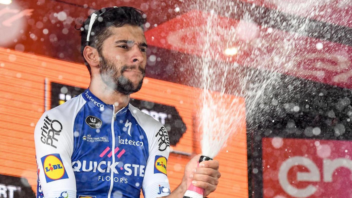 Il colombiano festeggia il tris