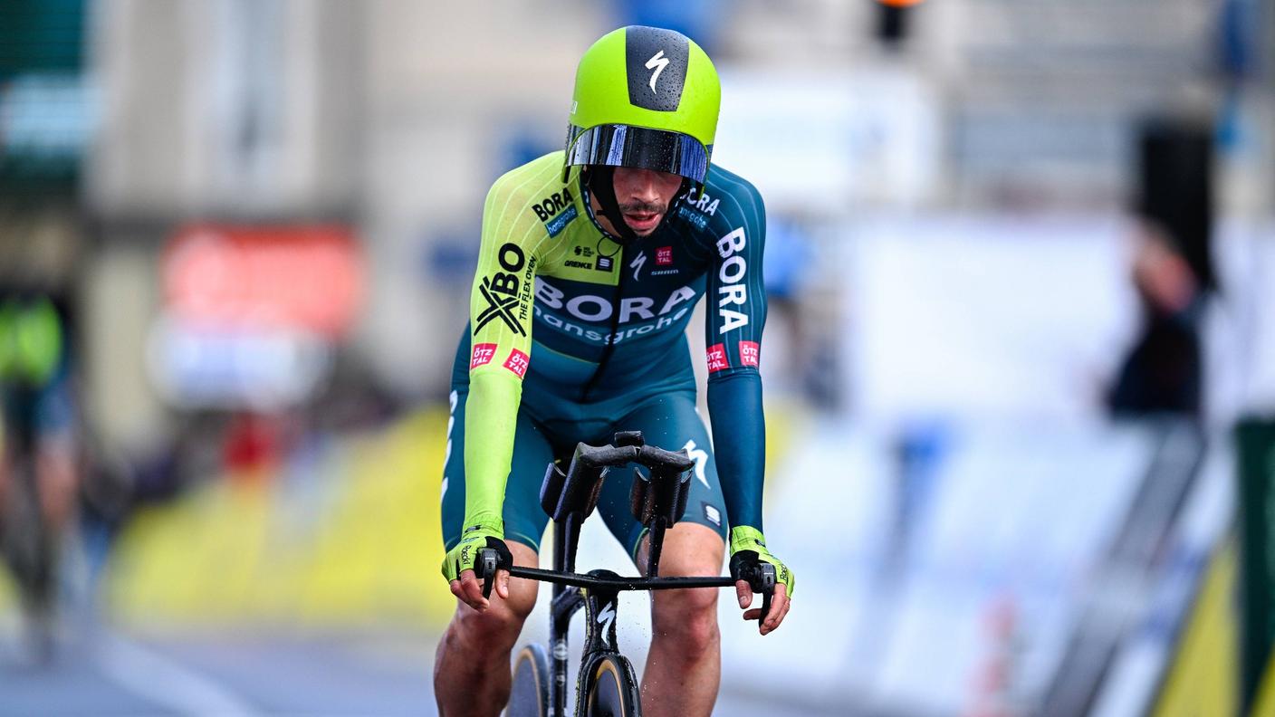 Primo squillo in maglia Bora-Hansgrohe