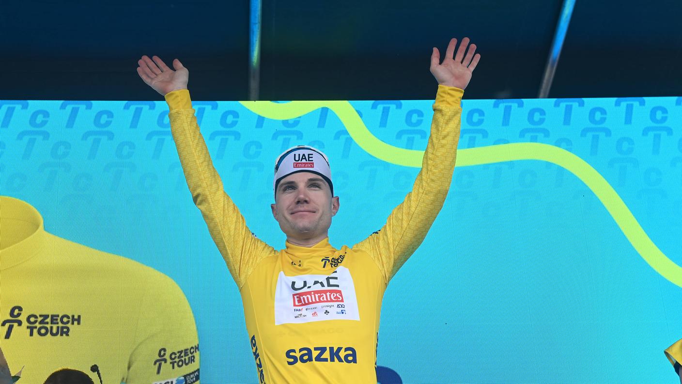 Maglia di leader conquistata alla seconda tappa