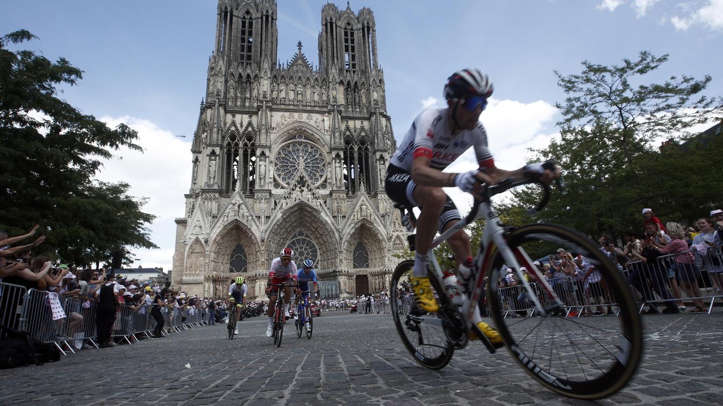 Il passaggio sotto la cattedrale di Notre Dame di Reims nel 2019