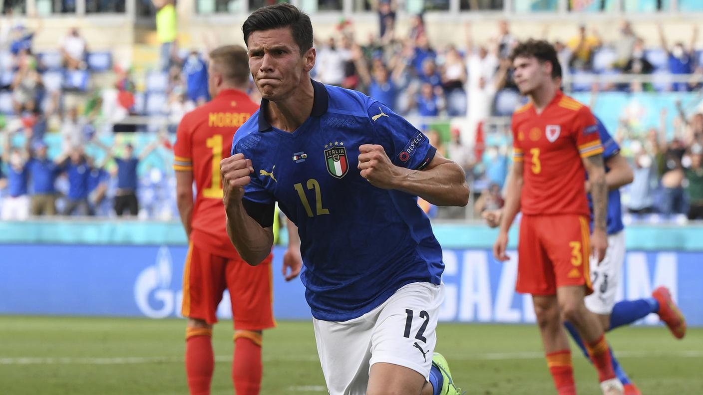 La gioia di Pessina dopo il gol del vantaggio