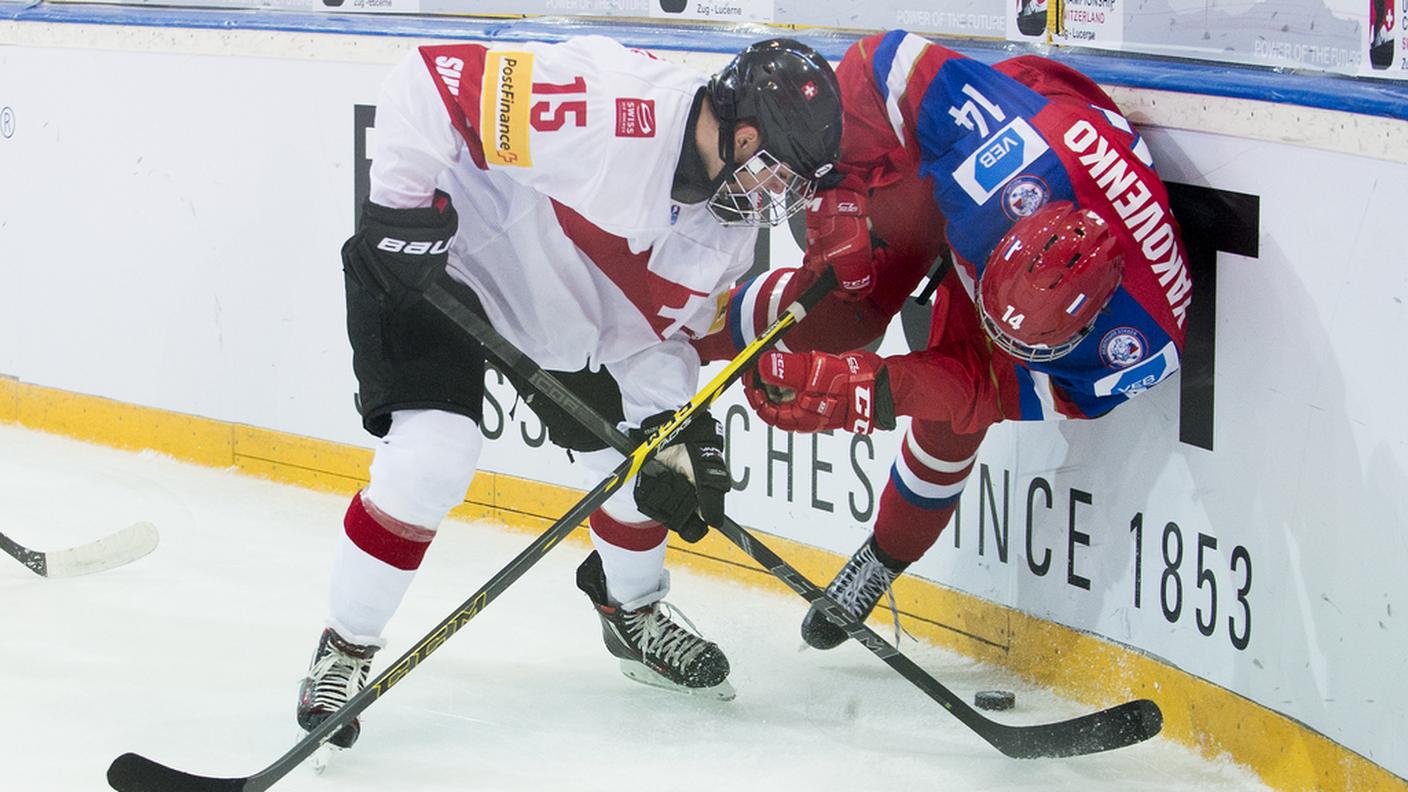 Svizzera e Russia al mondiale U18 del 2015