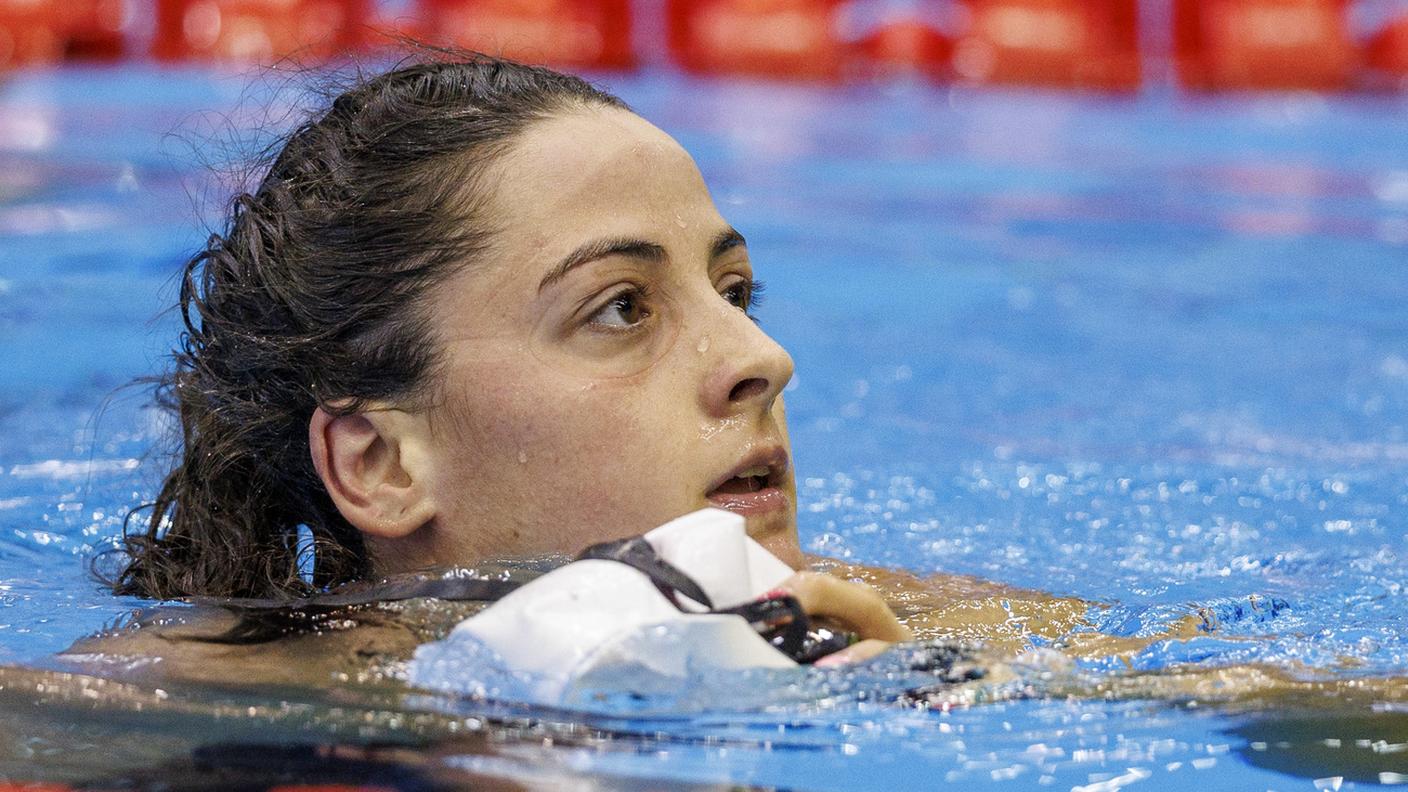 Lo sguardo sconsolato della campionessa europea dei 200m rana