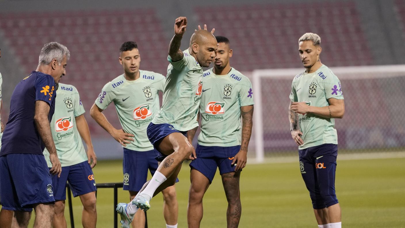 Ci sarà anche Dani Alves