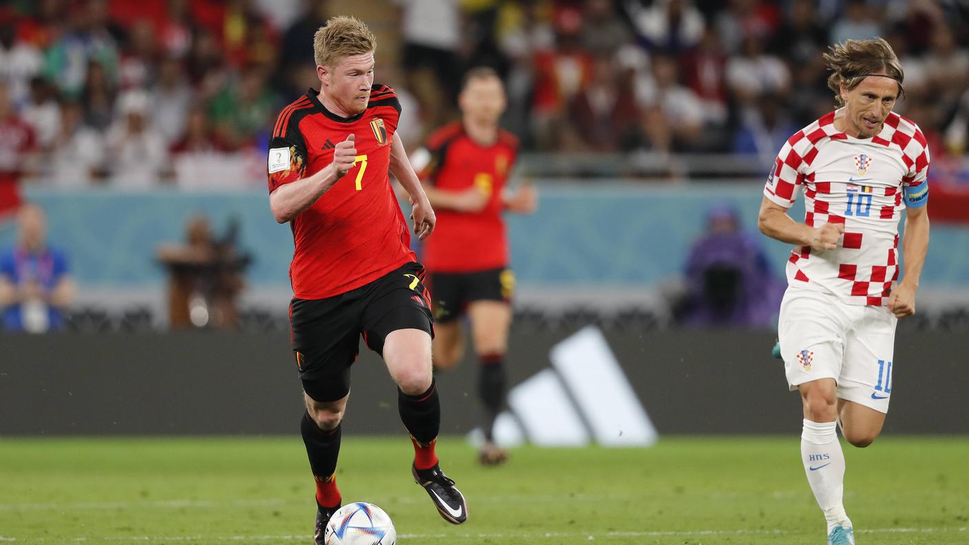 De Bruyne va a casa, Modric avanza