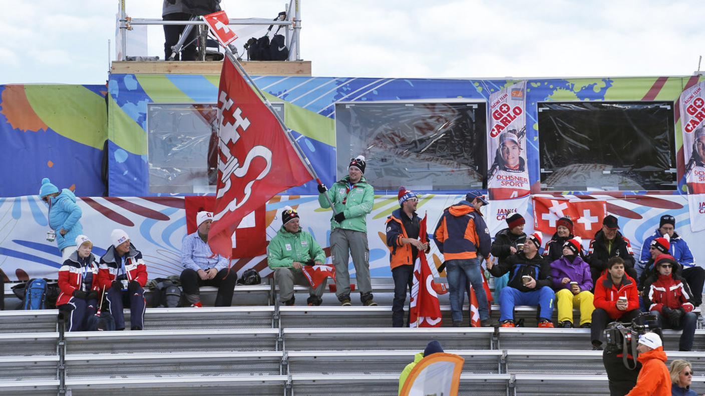 Tifosi vallesani in posizione due ore prima della gara