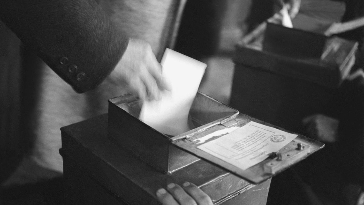 Seggio elettorale svizzero, senza data